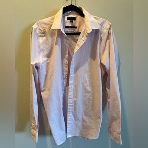 Men’s pink poplin button down shirt from New Look. Size M
